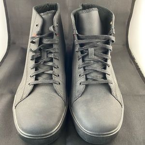 Old School III leather boots